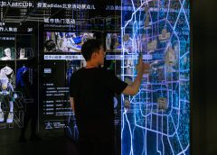 Phygital retail strategies for independent brands: Bridging the gap between screens and storefronts